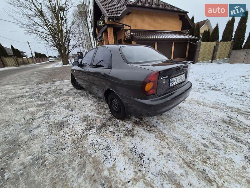 Седан ЗАЗ Lanos 2012 в Ровно