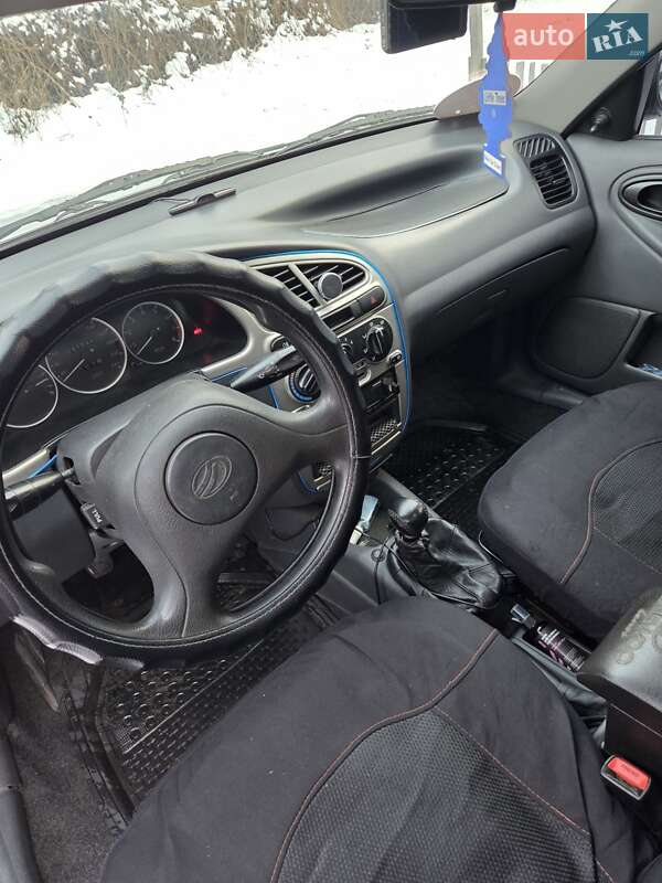 Седан ЗАЗ Lanos 2012 в Днепре