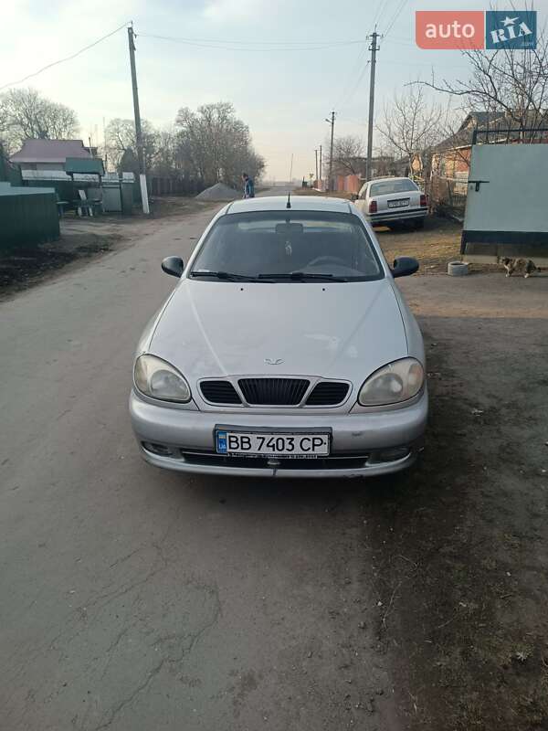 Седан ЗАЗ Lanos 2005 в Волочиске