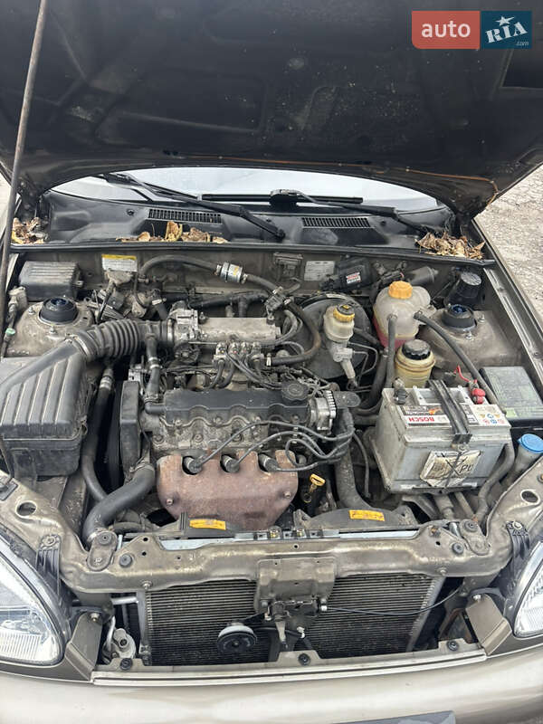 Седан ЗАЗ Lanos 2011 в Киеве