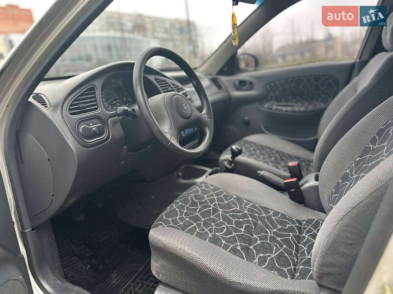 Седан ЗАЗ Lanos 2012 в Николаеве