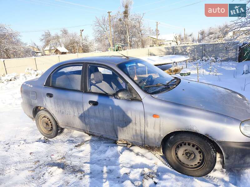 Седан ЗАЗ Lanos 2010 в Бучі