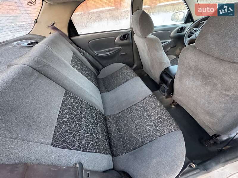 Седан ЗАЗ Lanos 2008 в Черновцах