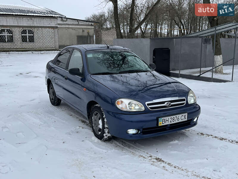 Седан ЗАЗ Lanos 2010 в Одессе