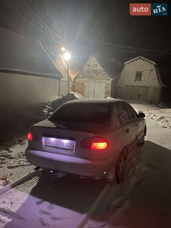 Седан ЗАЗ Lanos 2005 в Озерном