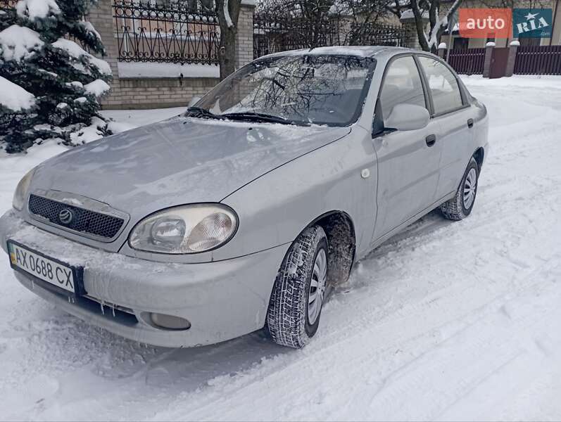 Седан ЗАЗ Lanos 2012 в Киеве