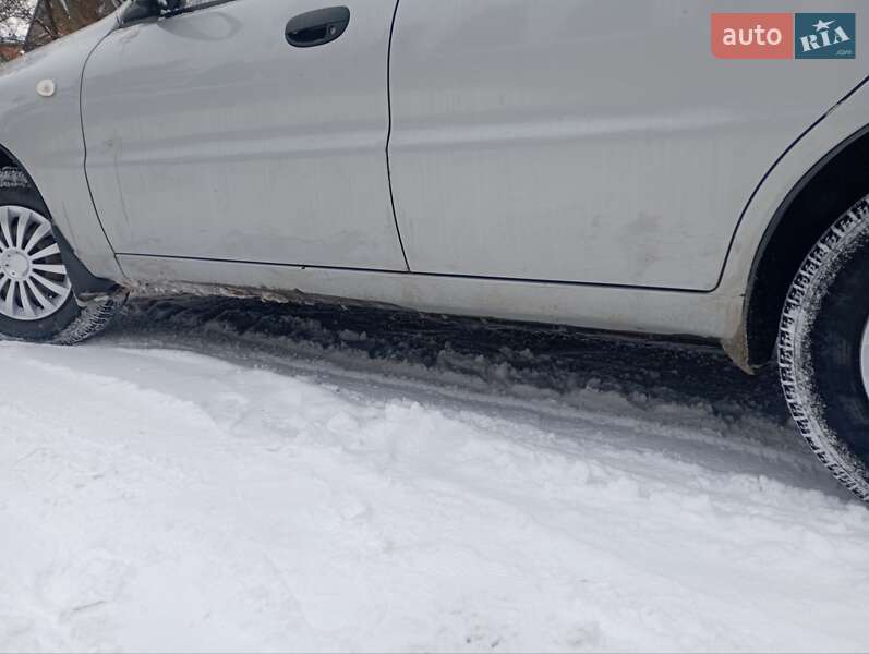 Седан ЗАЗ Lanos 2012 в Киеве