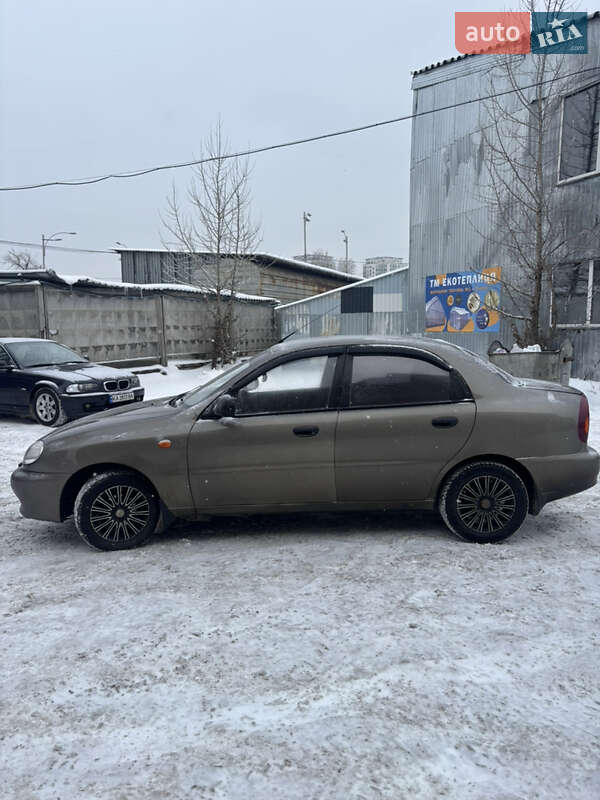 Седан ЗАЗ Lanos 2011 в Киеве