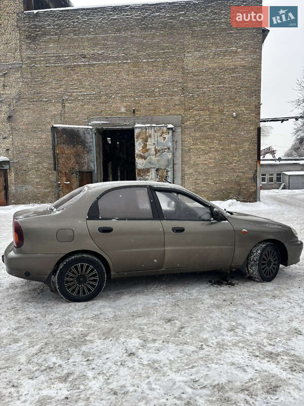 Седан ЗАЗ Lanos 2011 в Киеве