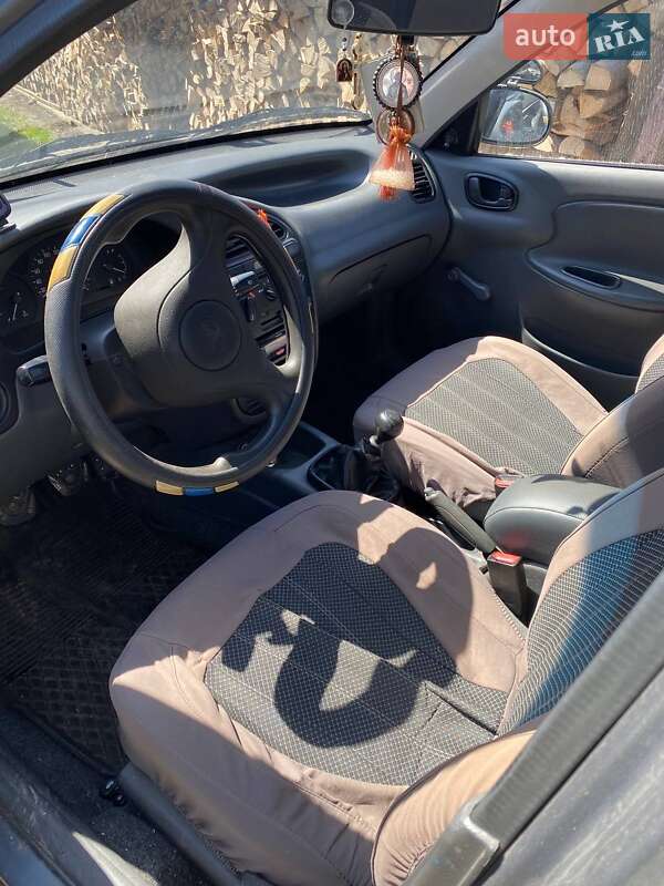 Седан ЗАЗ Lanos 2008 в Черновцах