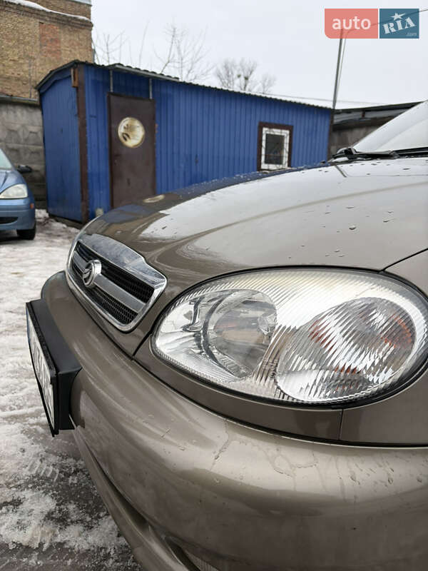 Седан ЗАЗ Lanos 2011 в Киеве