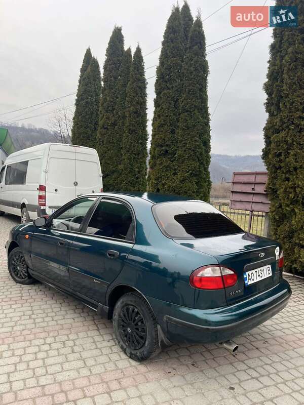 Седан ЗАЗ Lanos 2005 в Тячеве