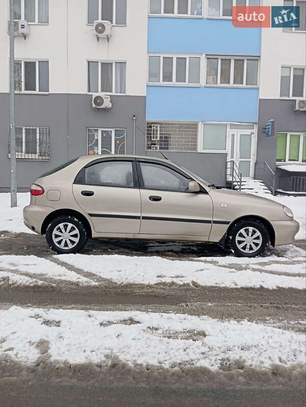 Хэтчбек ЗАЗ Lanos 2011 в Броварах фото 2 Хэтчбек ЗАЗ Lanos 2011 в Броварах