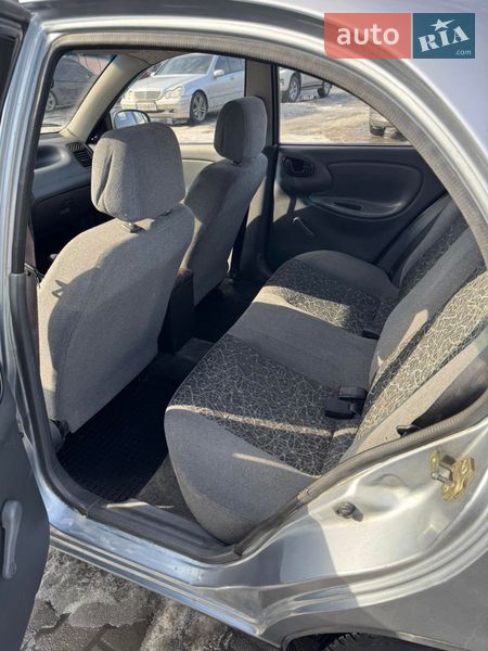 Седан ЗАЗ Lanos 2010 в Киеве