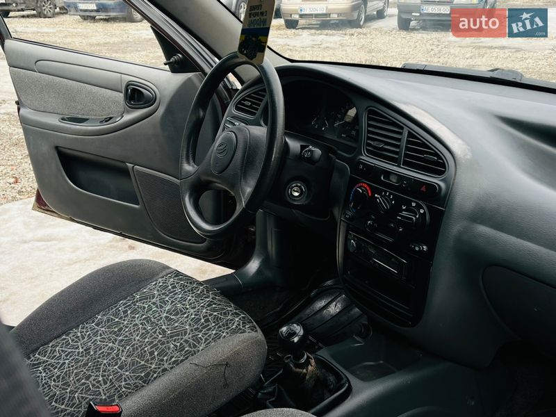 Седан ЗАЗ Lanos 2010 в Харкові