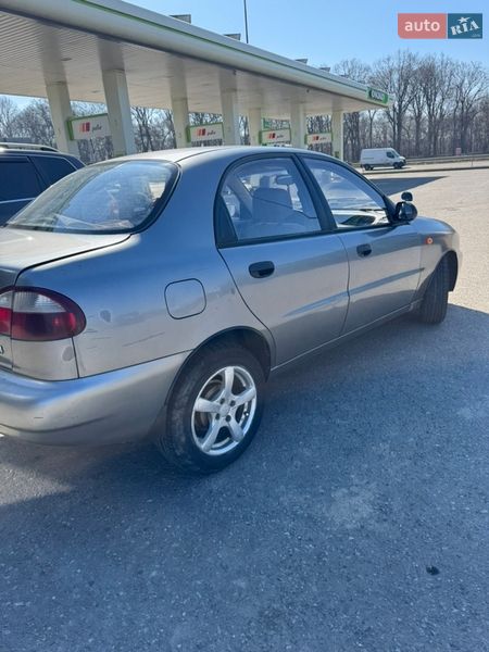 Седан ЗАЗ Lanos 2008 в Черновцах