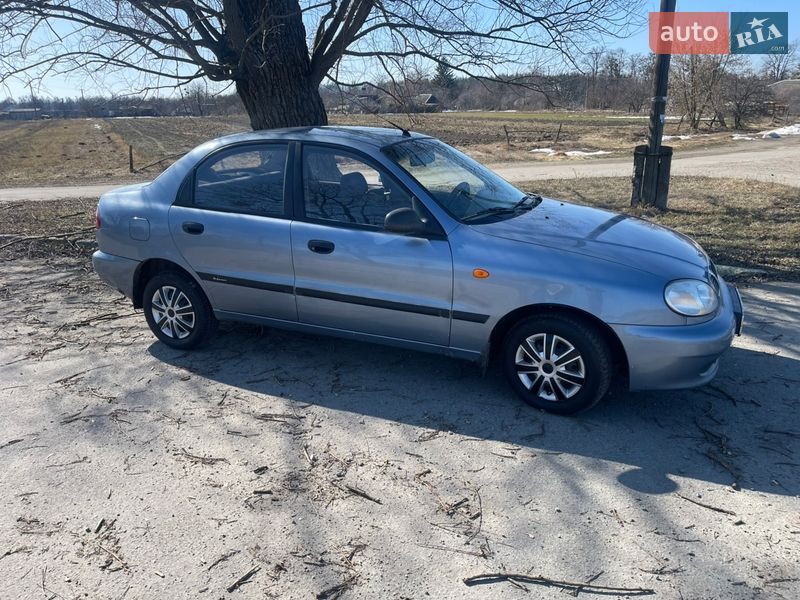 Седан ЗАЗ Lanos 2008 в Радомышле