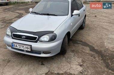 Седан ЗАЗ Lanos 2013 в Новоархангельську