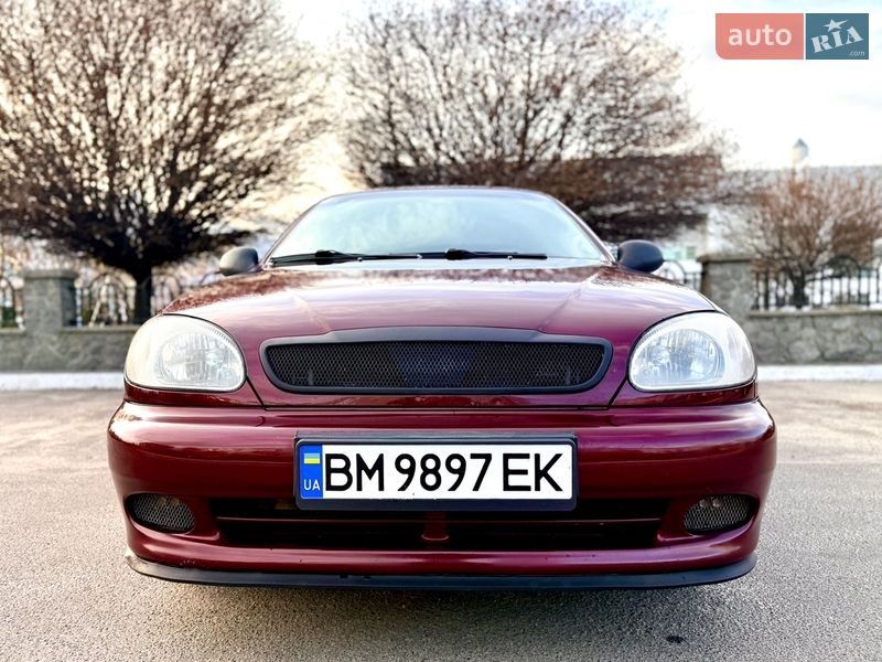 Седан ЗАЗ Lanos 2009 в Ромнах