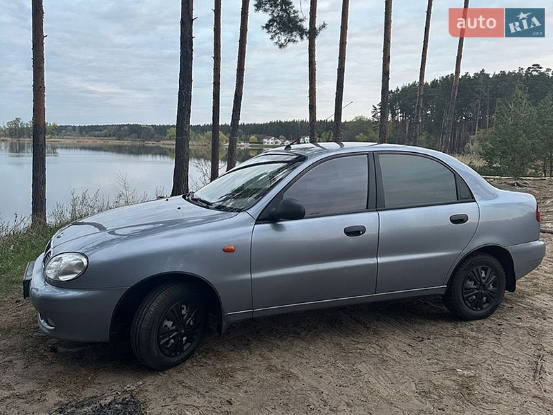 Седан ЗАЗ Lanos 2010 в Обухове