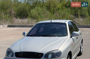 Седан ЗАЗ Lanos 2010 в Киеве