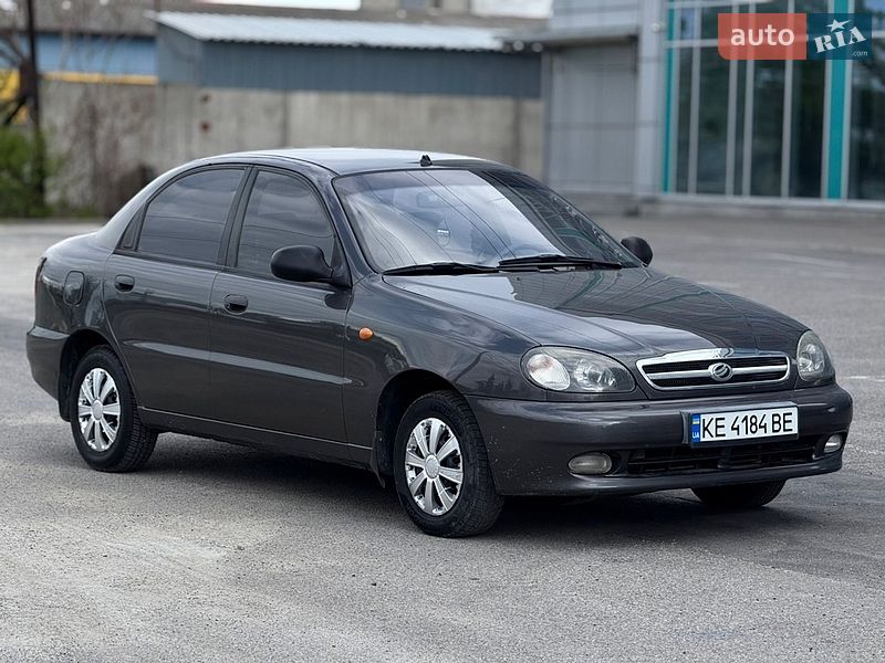 Седан ЗАЗ Lanos 2011 в Дніпрі