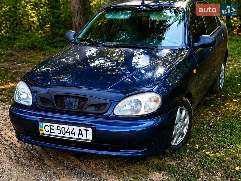 Седан ЗАЗ Lanos 2010 в Черновцах