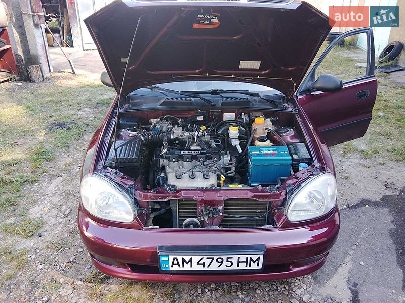 Седан ЗАЗ Lanos 2010 в Житомире