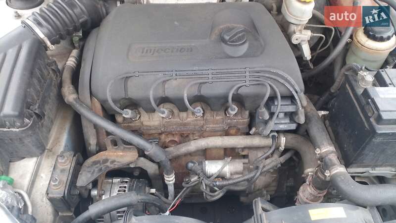 Седан ЗАЗ Sens 2011 в Киеве