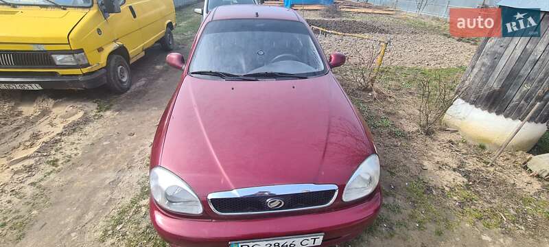 Седан ЗАЗ Sens 2013 в Буске