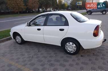 Седан ЗАЗ Sens 2013 в 