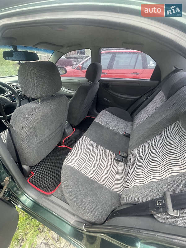 Седан ЗАЗ Sens 2013 в Павлиші