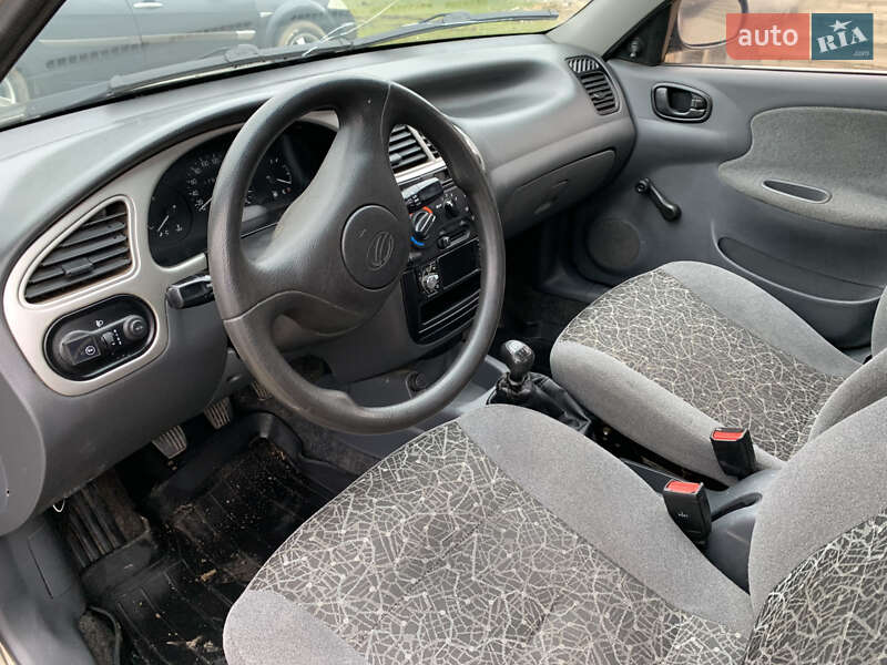 Седан ЗАЗ Sens 2011 в Славуті