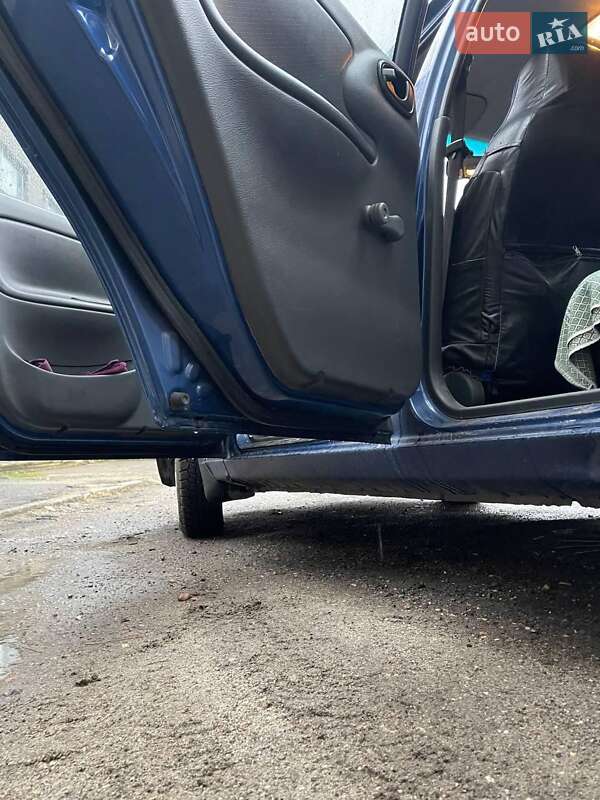 Седан ЗАЗ Sens 2009 в Дніпрі