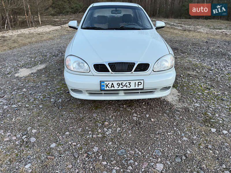 Седан ЗАЗ Sens 2015 в Макарові