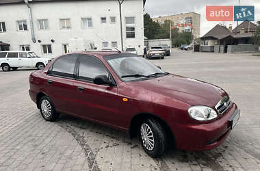 Седан ЗАЗ Sens 2011 в Теофиполе