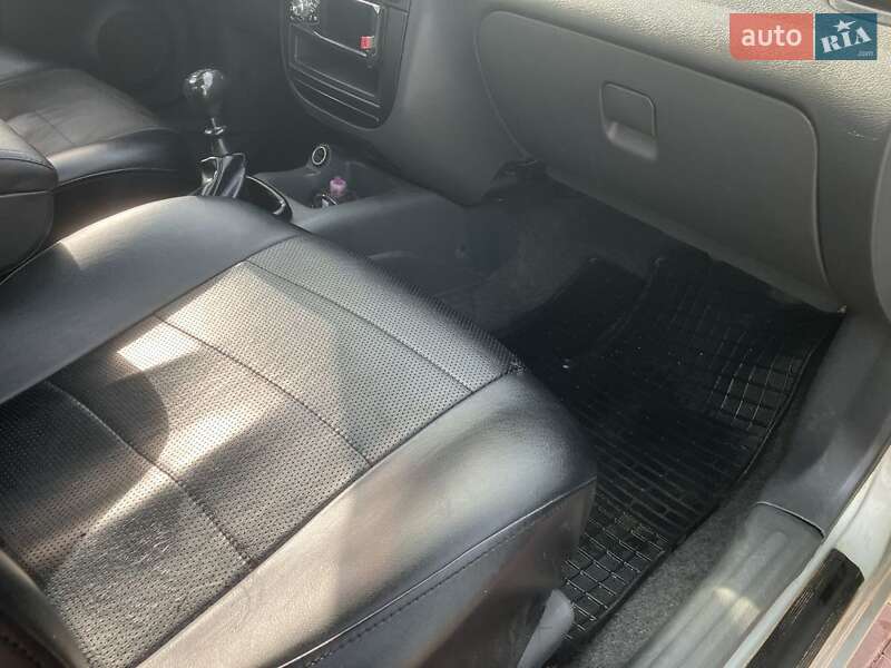 Седан ЗАЗ Sens 2010 в Сарнах