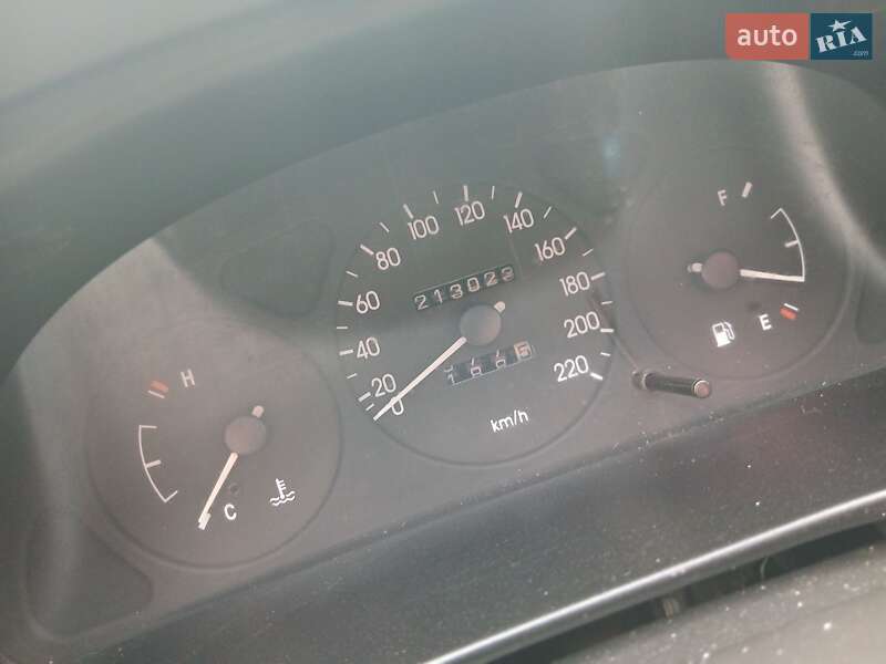 Седан ЗАЗ Sens 2011 в Виньковцах