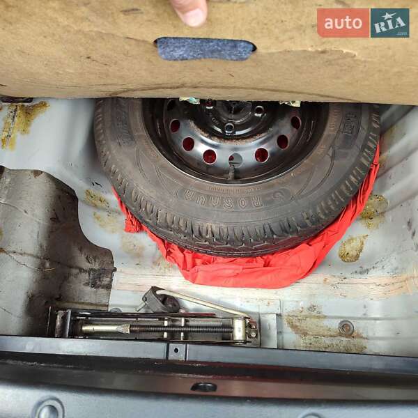 Седан ЗАЗ Sens 2011 в Староконстантинове