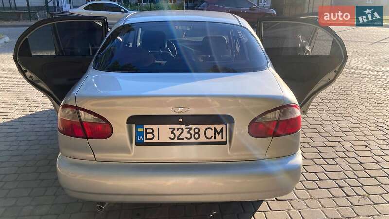 Седан ЗАЗ Sens 2007 в Горішніх Плавнях