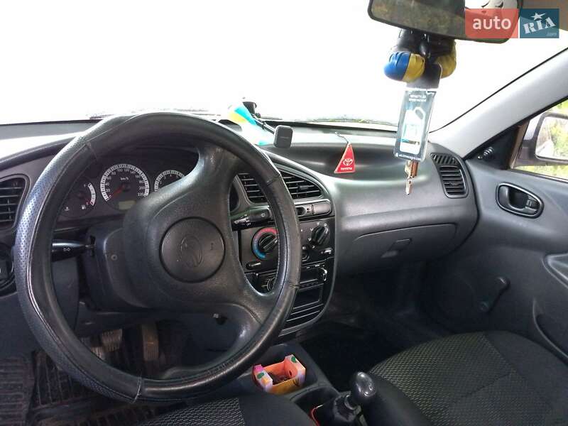 Седан ЗАЗ Sens 2017 в Катеринополе