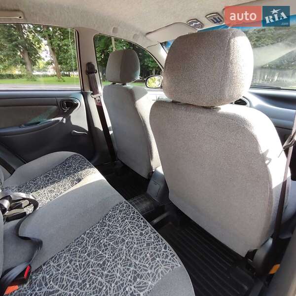 Седан ЗАЗ Sens 2011 в Староконстантинове