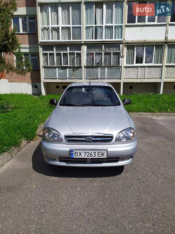 Седан ЗАЗ Sens 2011 в Староконстантинове