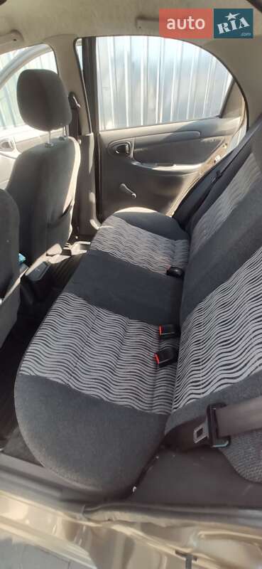 Седан ЗАЗ Sens 2012 в Петропавлівській Борщагівці