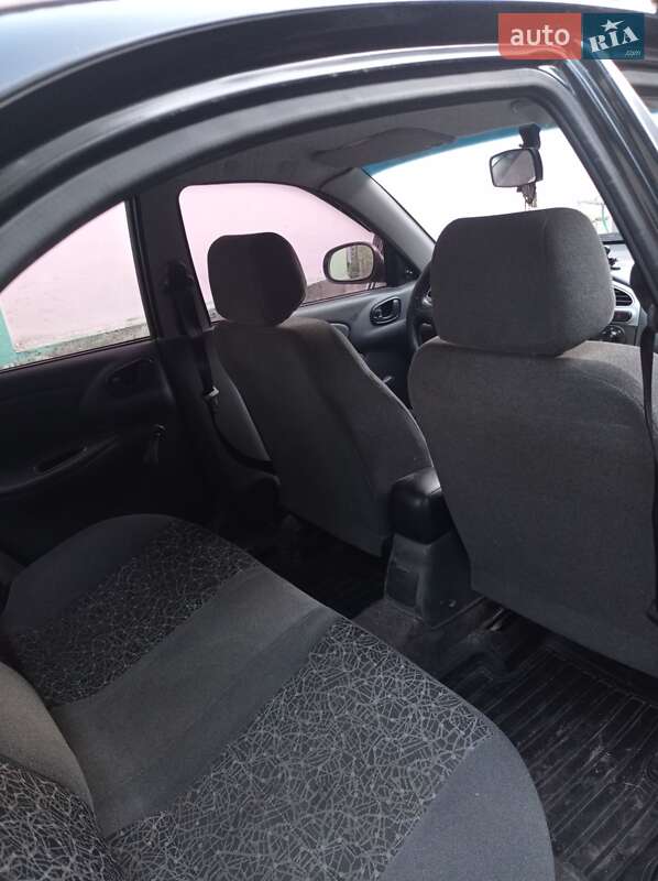 Седан ЗАЗ Sens 2011 в Овручі