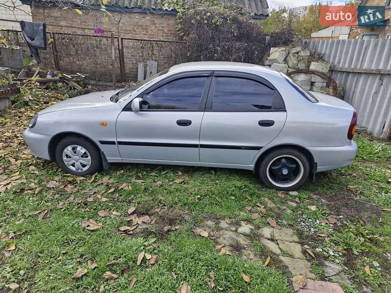 Седан ЗАЗ Sens 2012 в Борисполі