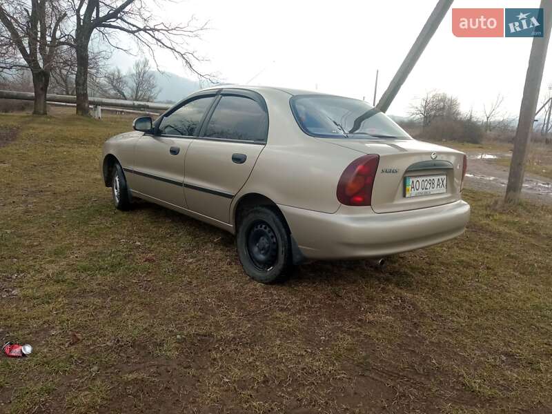 Седан ЗАЗ Sens 2015 в Мукачево