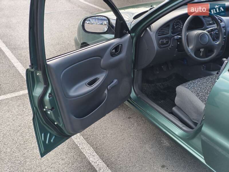 Седан ЗАЗ Sens 2011 в Ровно