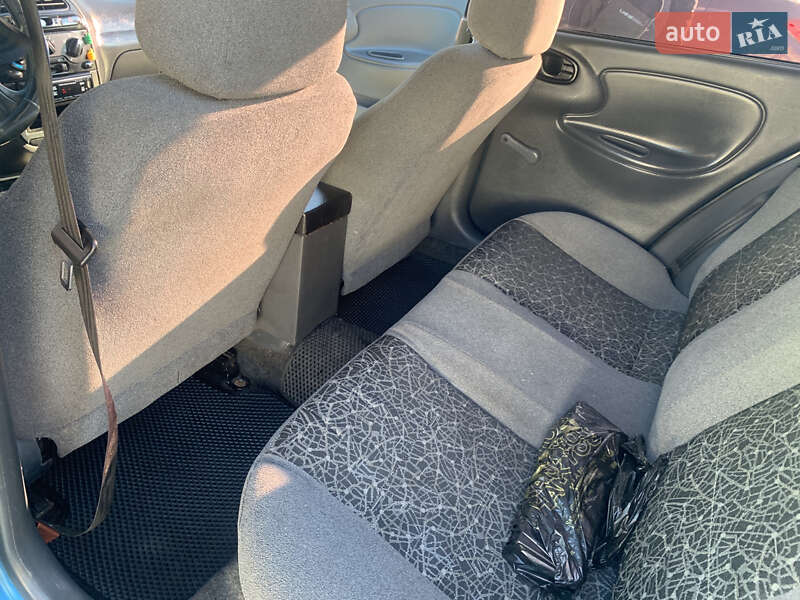 Седан ЗАЗ Sens 2011 в Черновцах