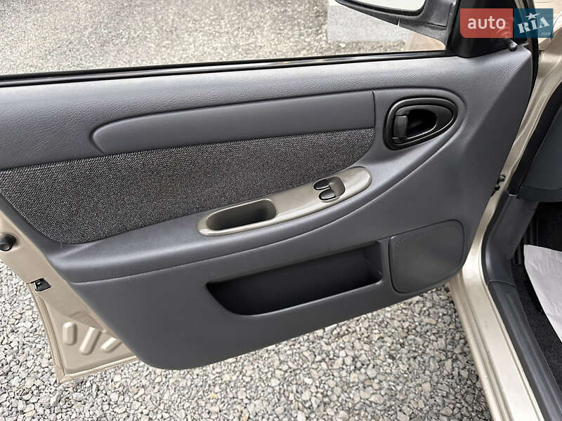 Седан ЗАЗ Sens 2014 в Ужгороді фото 37 Седан ЗАЗ Sens 2014 в Ужгороді